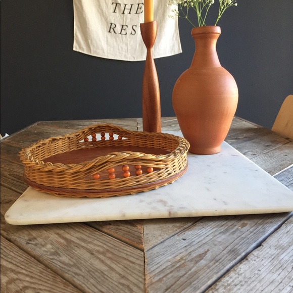 Made in MB vintage wooden tray 12in diameter - Picture 5 of 6